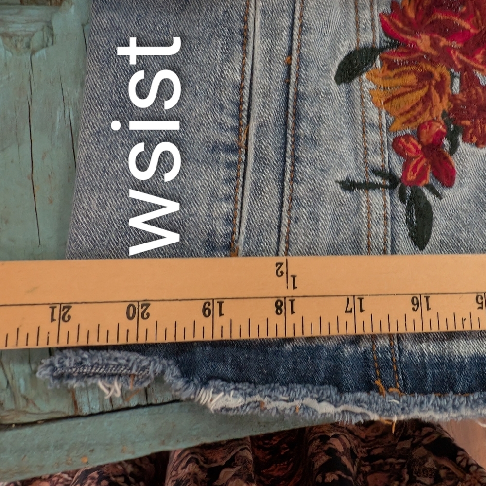 Umgee Jean Embroidered Jacket - Picture 4 of 15